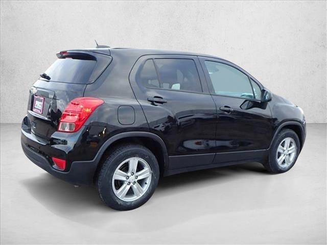Used 2021 Chevrolet Trax LS w/ Tint and Cruise Package video 4