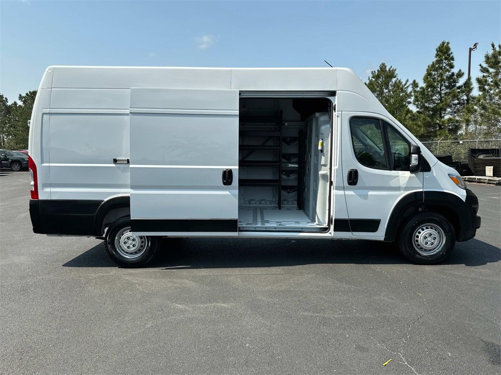 New 2024 RAM ProMaster 3500 w/ Convenience Group image 15