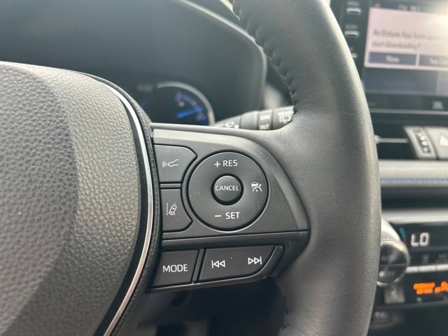 Used 2019 Toyota RAV4 XSE w/ XSE Weather Package AWD/4WD image 17