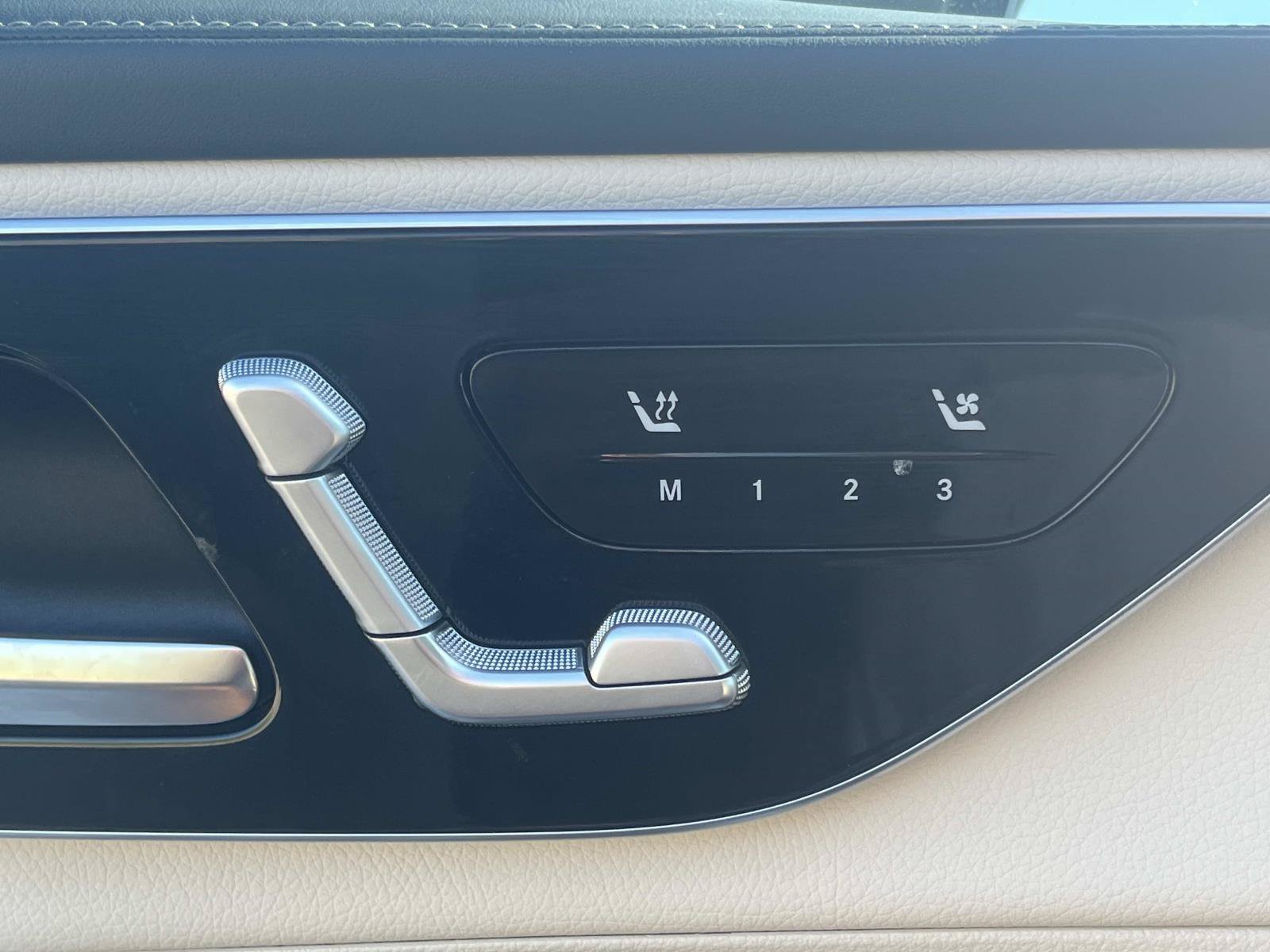 Certified 2025 Mercedes-Benz GLC 350e 4MATIC image 30