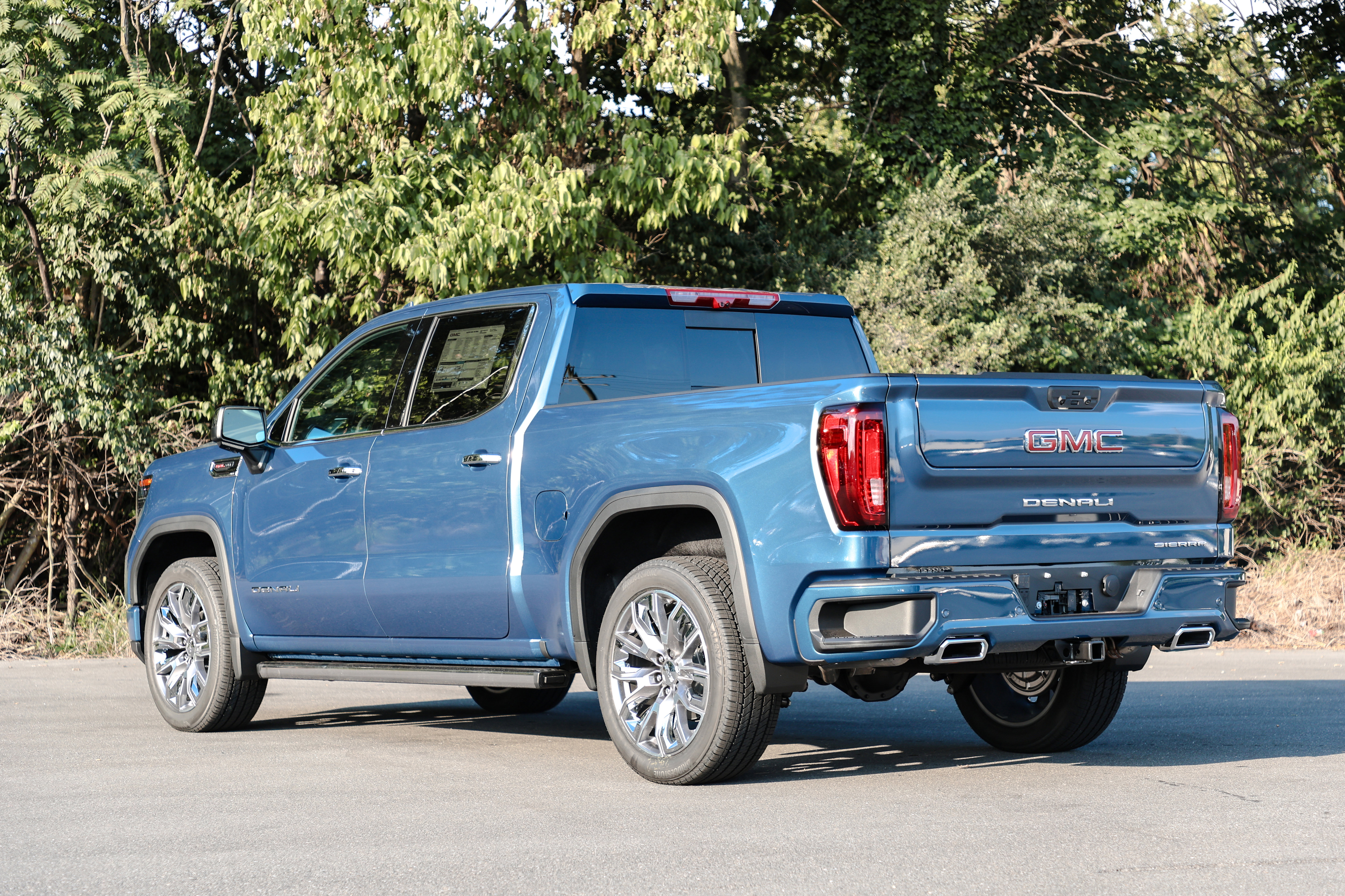 New 2026 GMC Sierra 1500 Denali w/ Denali Reserve Package image 3