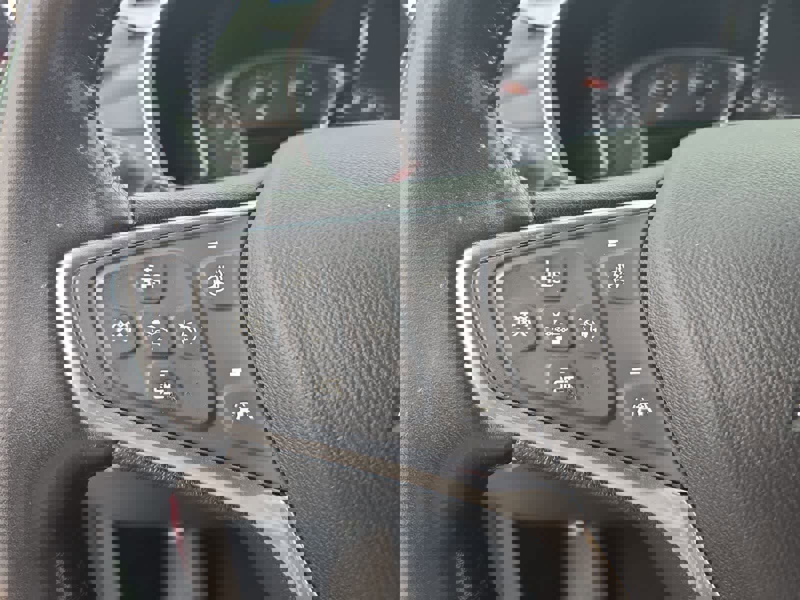 Used 2020 Chevrolet Equinox Premier image 23