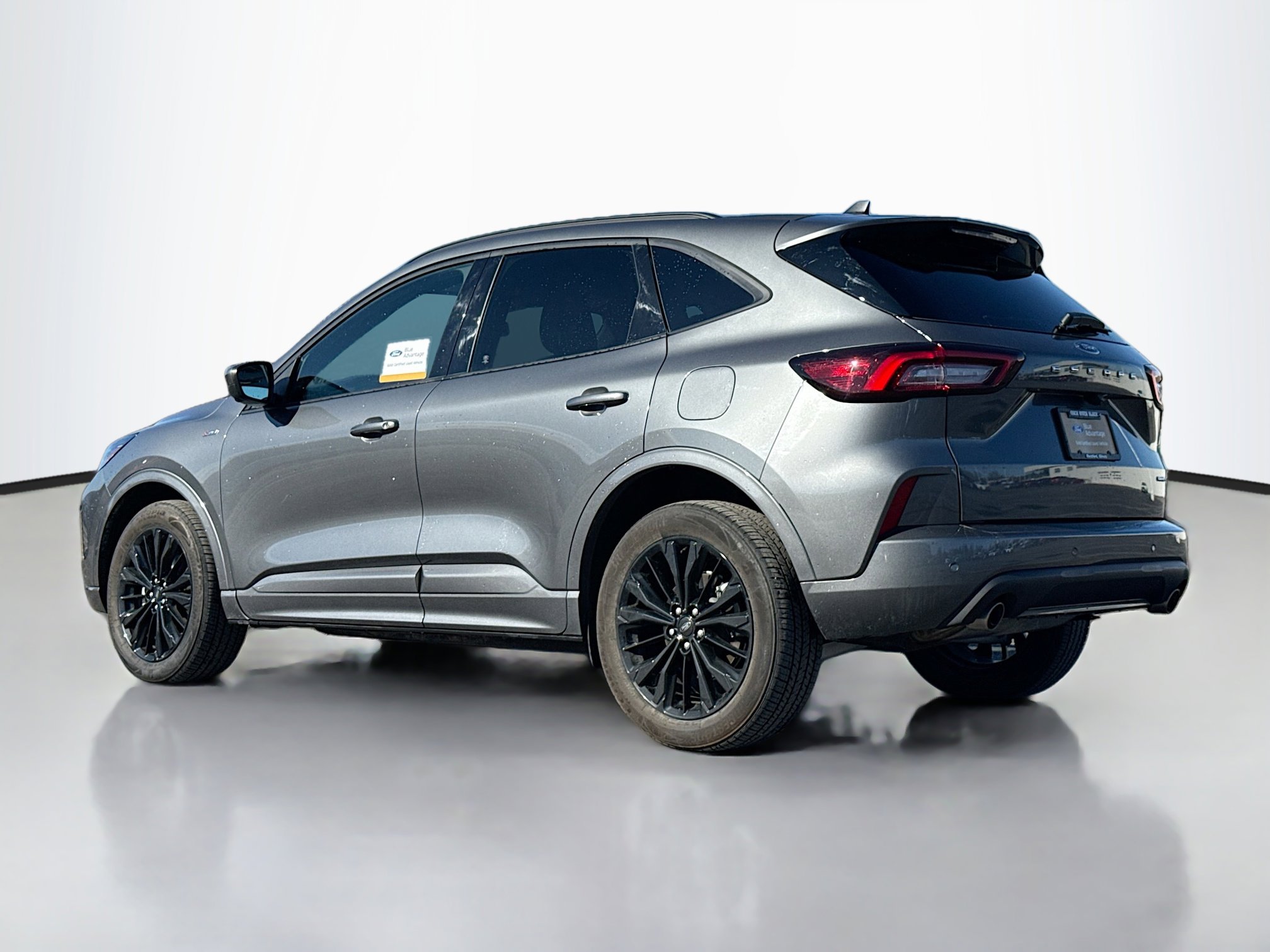 Certified 2023 Ford Escape ST-Line Elite image 13