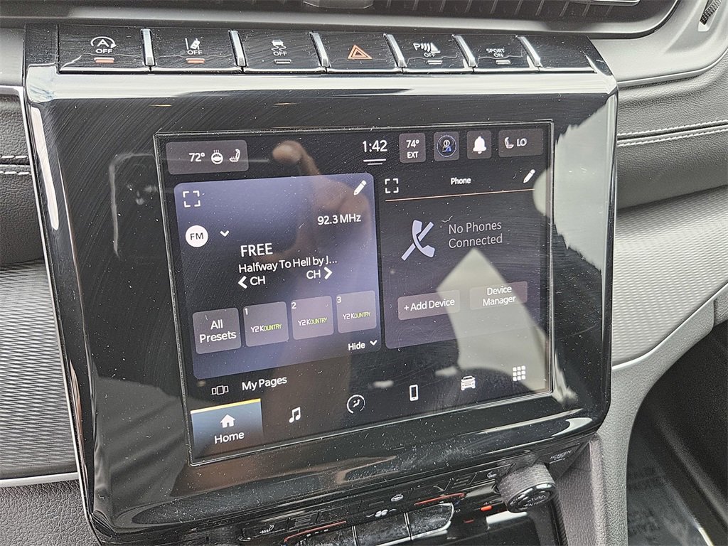 Used 2024 Jeep Grand Cherokee Altitude image 18