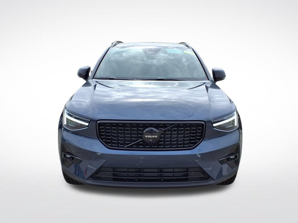 New 2026 Volvo XC40 B5 Ultra w/ Protection Package Premier AWD/4WD image 2