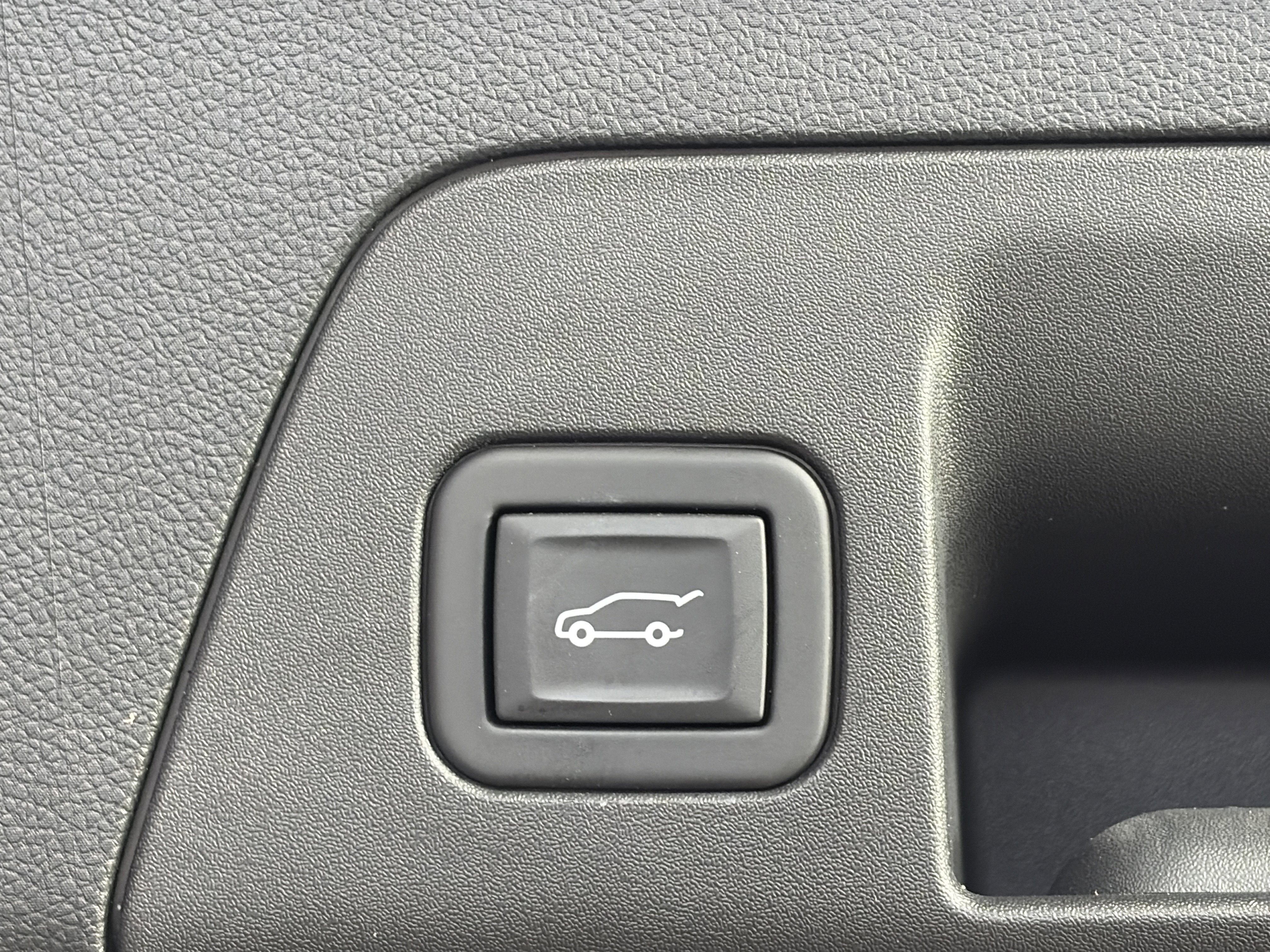 Certified 2023 Buick Envision Avenir image 15