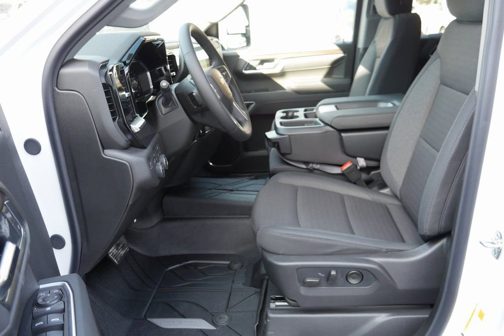 New 2026 Chevrolet Silverado 1500 LT w/ Protection Package image 8