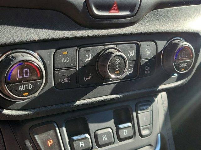 Used 2018 GMC Terrain SLE w/ Driver Convenience Package image 32