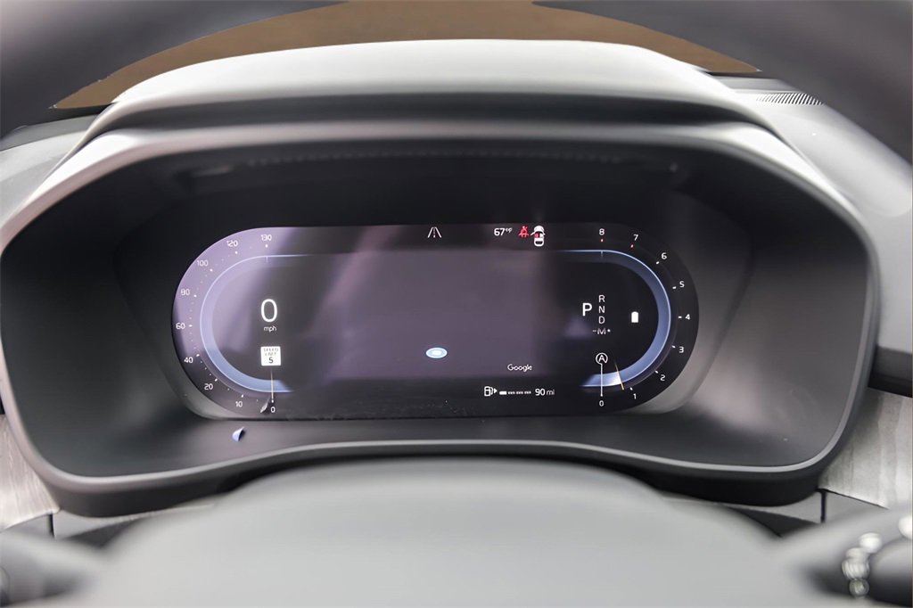 Used 2024 Volvo XC40 B5 Ultimate w/ Protection Package Premier image 12