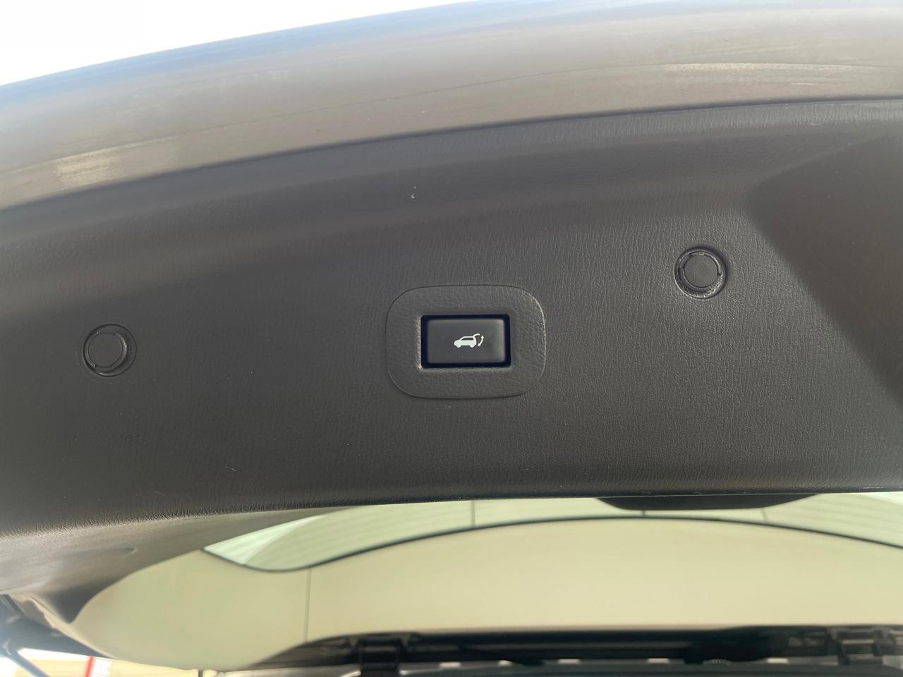 Used 2019 INFINITI QX80 Luxe RWD image 9