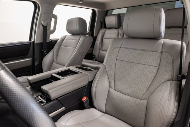 Used 2024 Toyota Tundra Limited AWD/4WD image 9