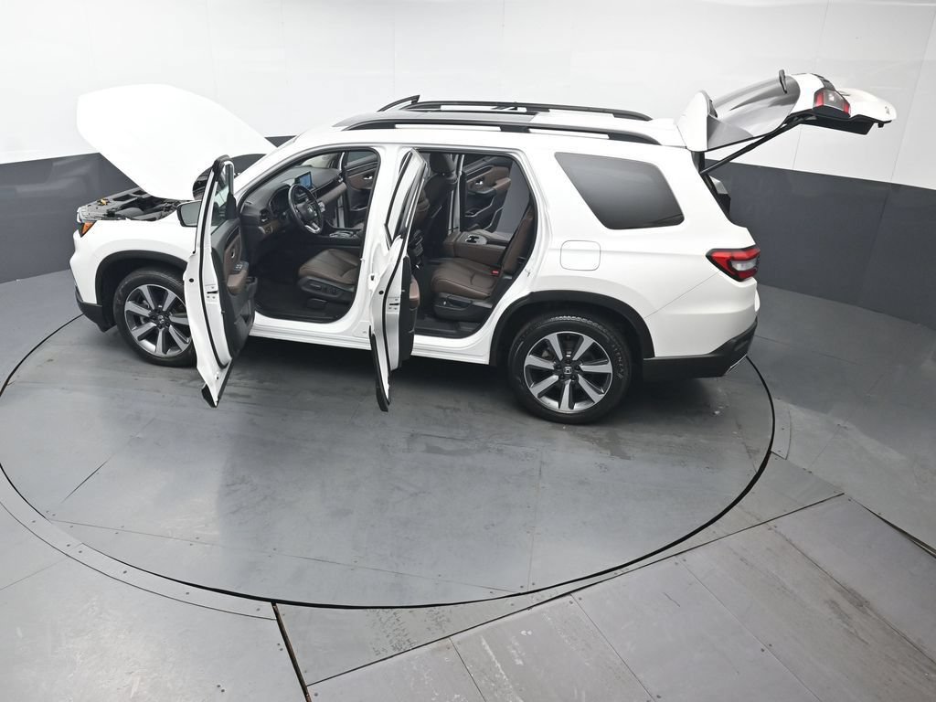 Certified 2023 Honda Pilot Elite image 51