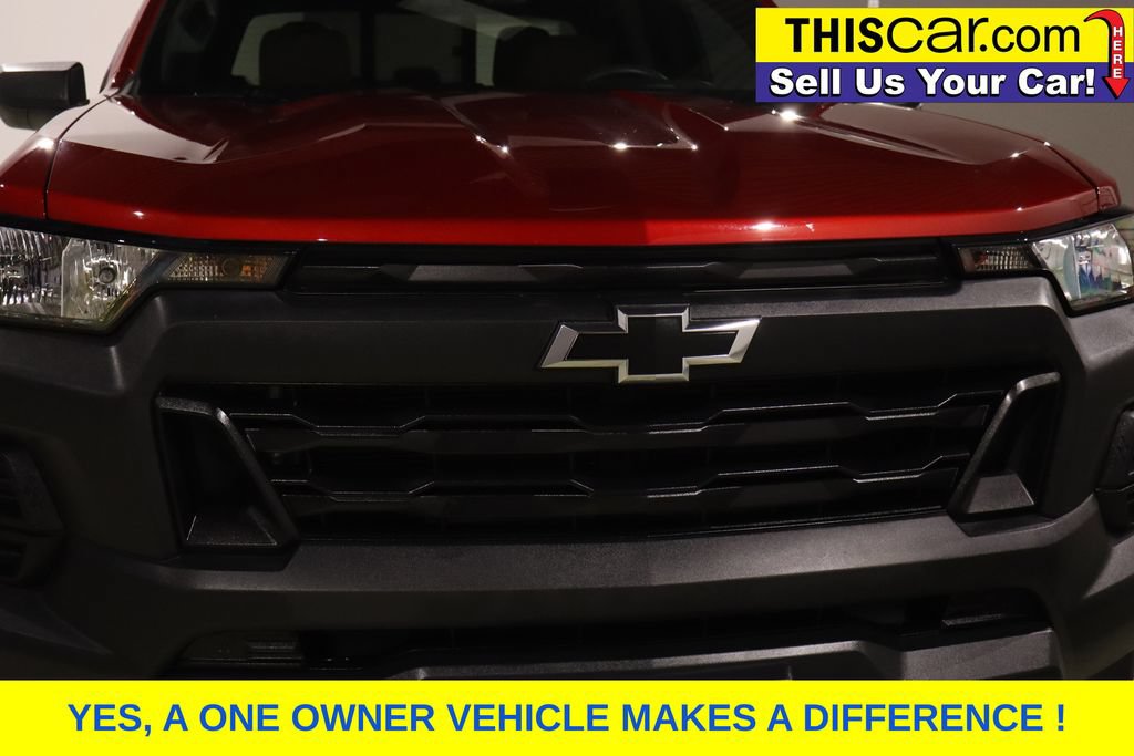 Used 2025 Chevrolet Colorado W/T w/ WT Custom Package RWD image 13