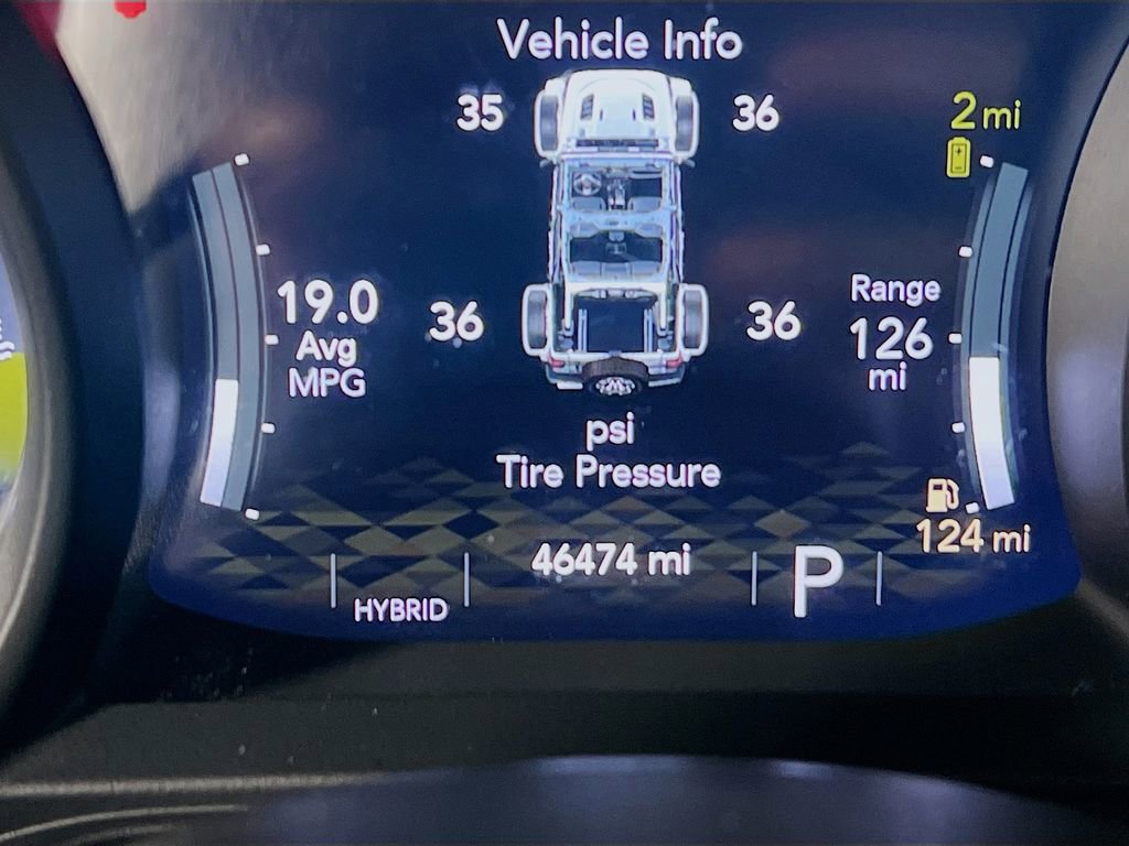 Used 2024 Jeep Wrangler Unlimited image 11