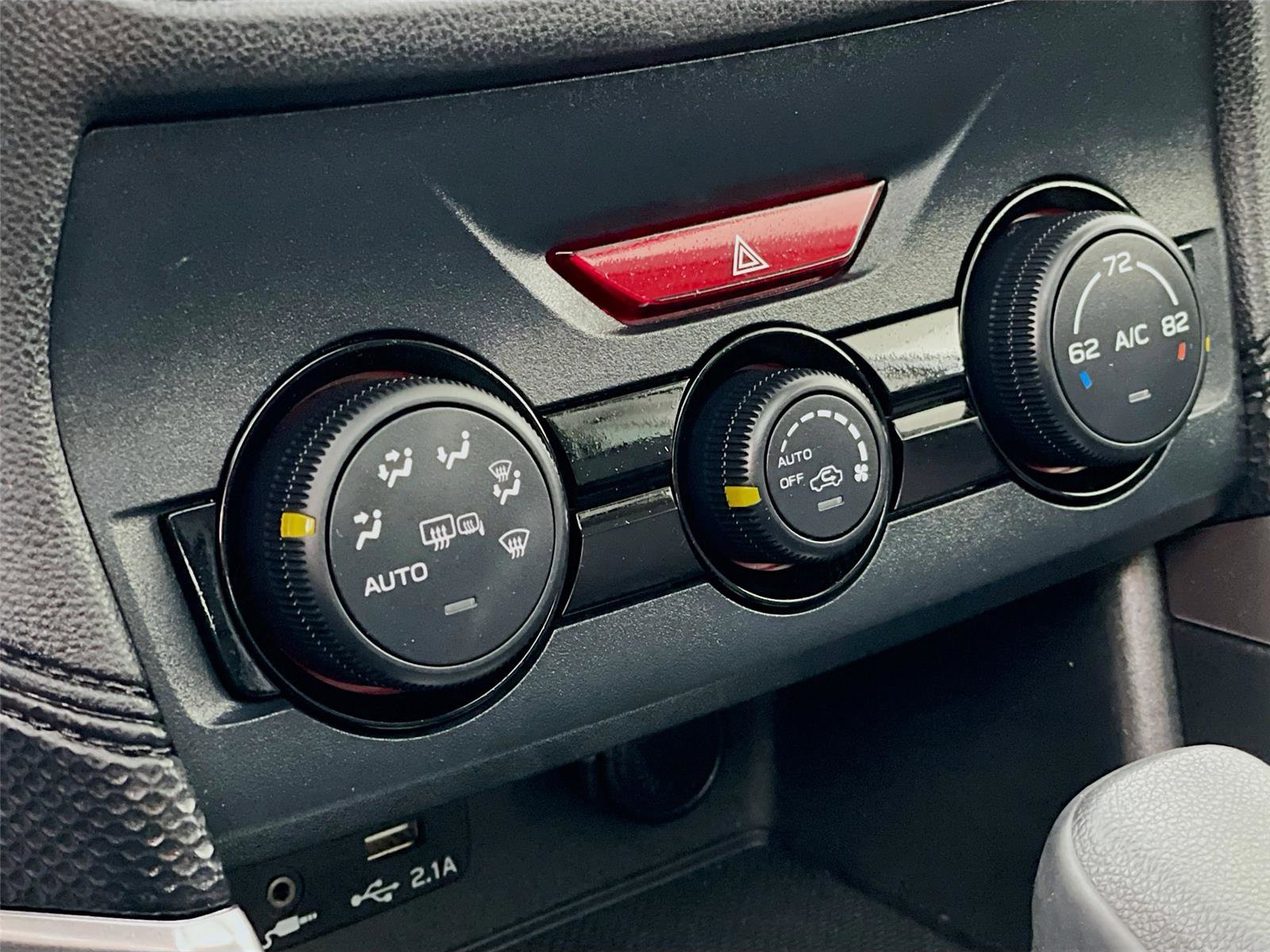 Used 2023 Subaru Forester Premium image 20