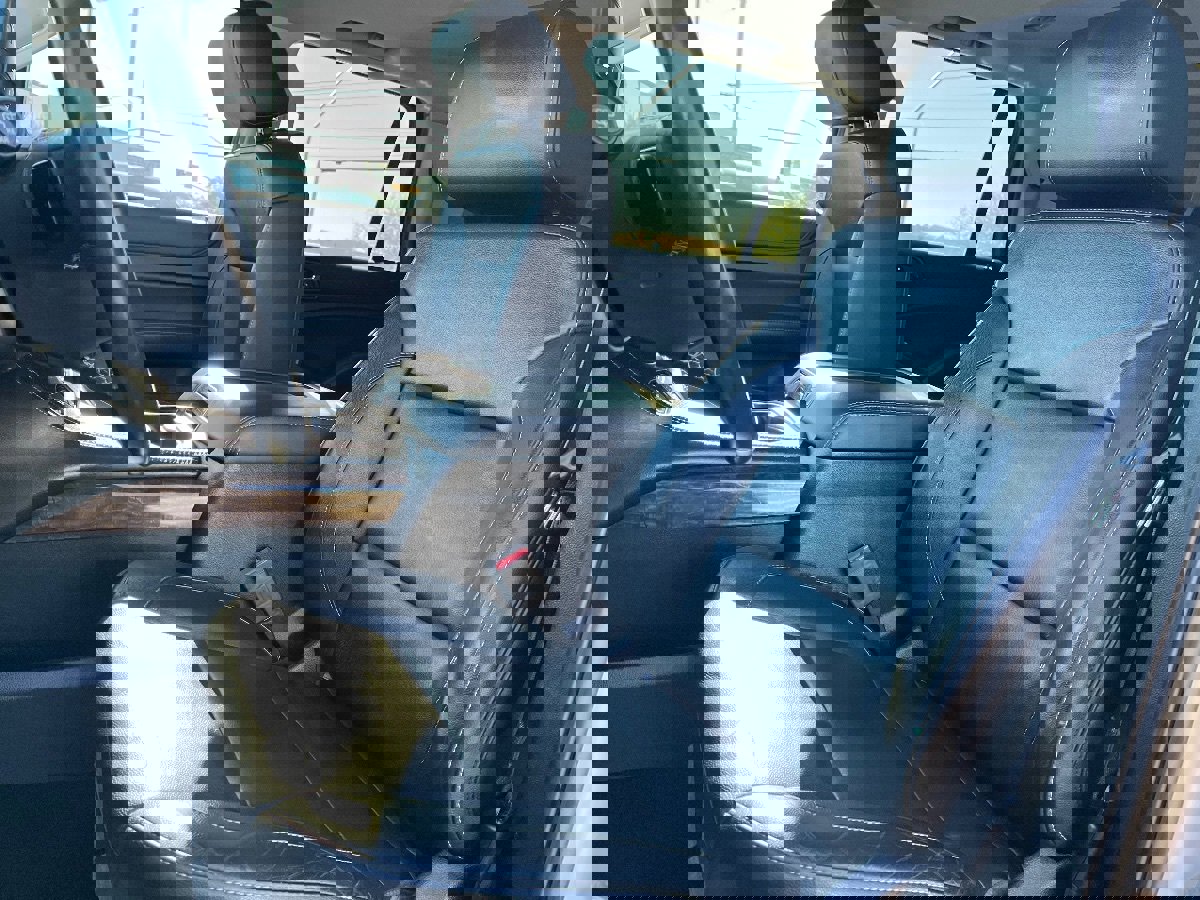 Used 2018 Chevrolet Tahoe LT image 26