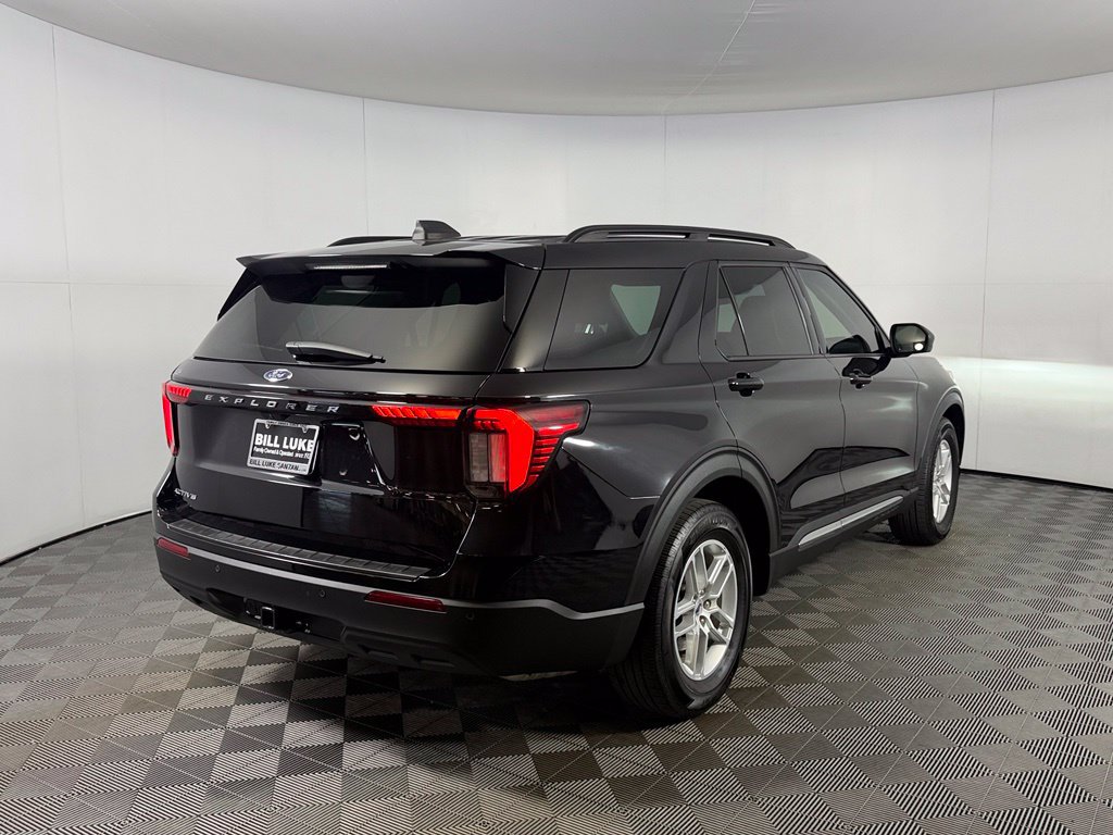 Used 2025 Ford Explorer Active RWD image 7