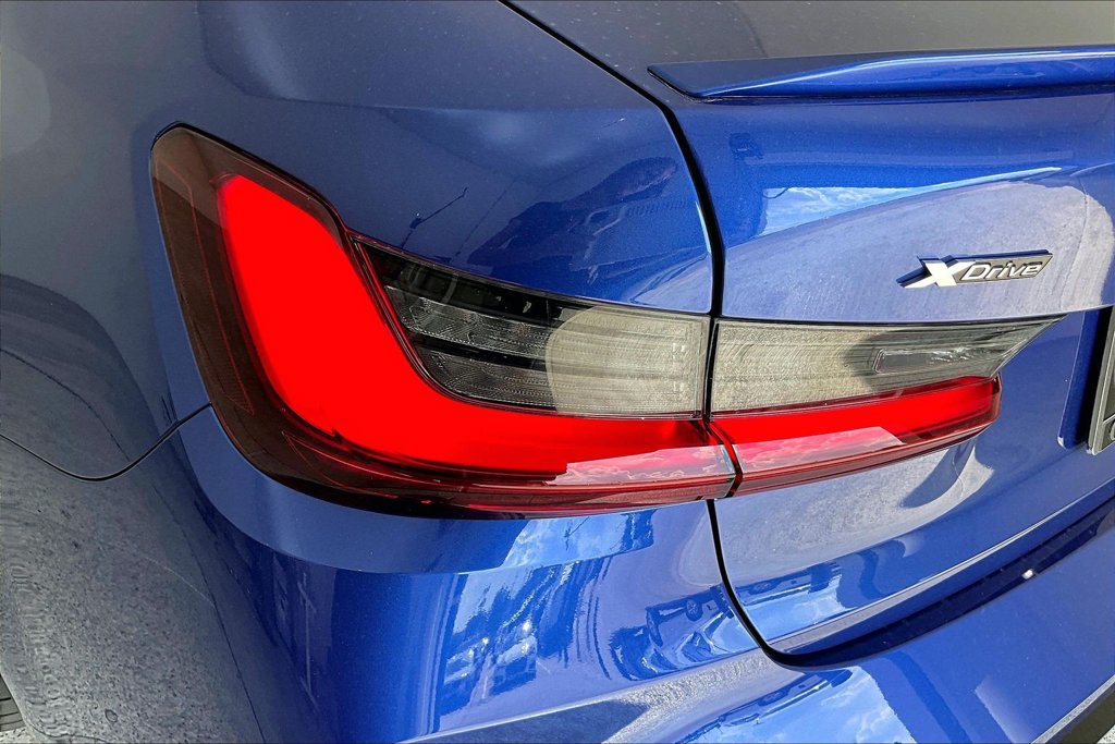 Used 2026 BMW M3 Competition w/ Executive Package AWD/4WD image 36
