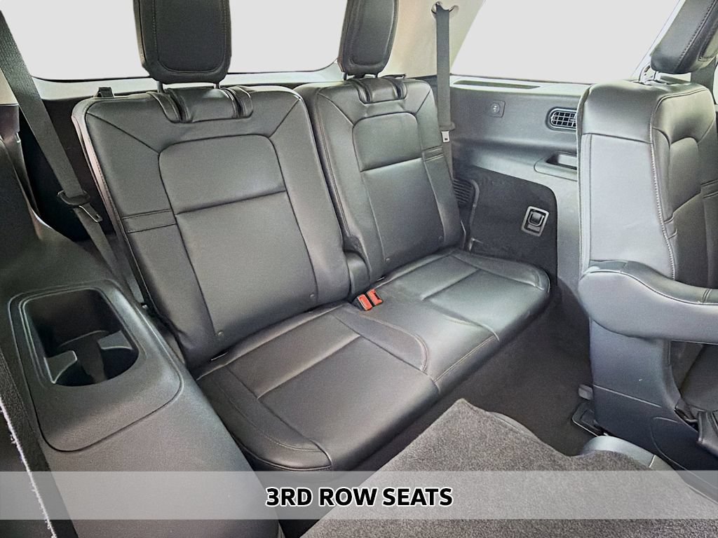 Used 2025 Lincoln Aviator AWD w/ Jet Appearance Package image 11