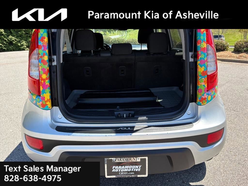 Used 2013 Kia Soul + FWD image 29