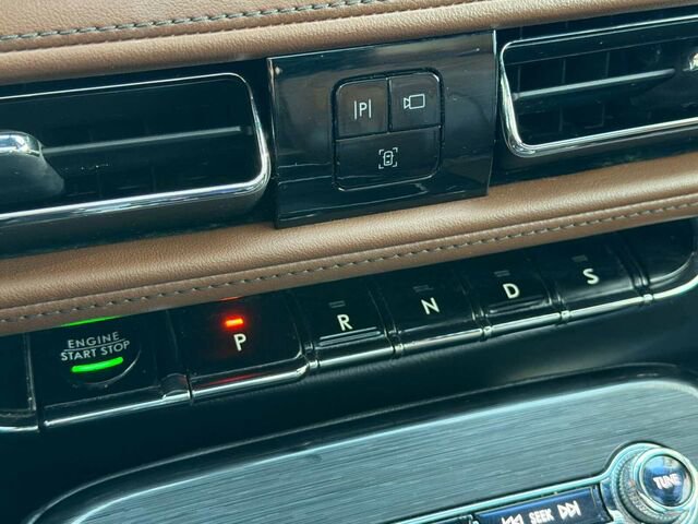 Used 2021 Lincoln Nautilus Reserve image 27