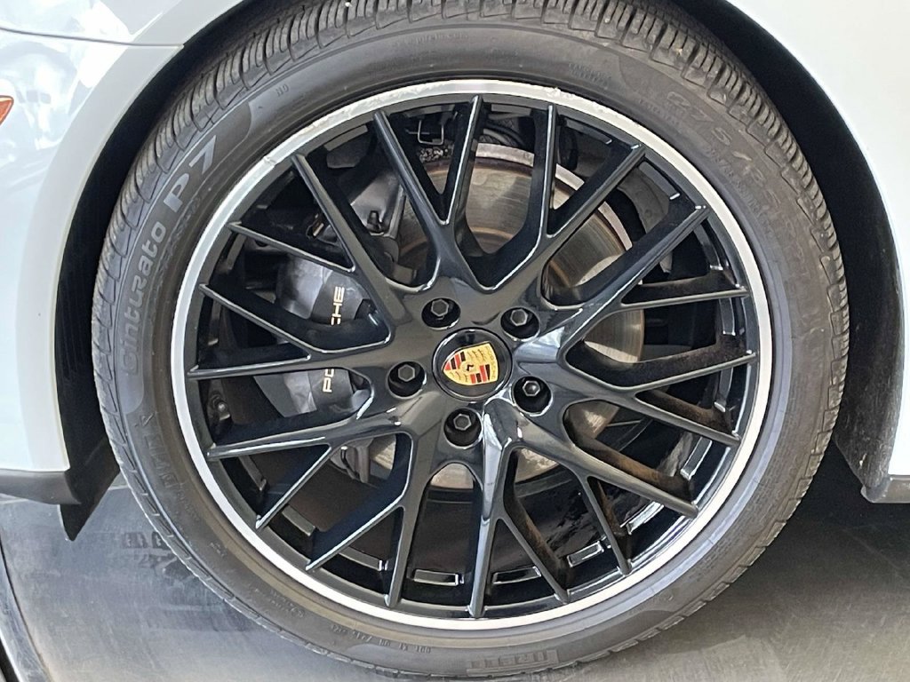 Certified 2023 Porsche Panamera 4 Platinum Edition AWD/4WD image 11