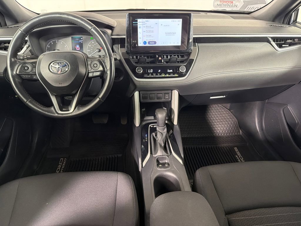 Used 2024 Toyota Corolla Cross AWD Hybrid image 22