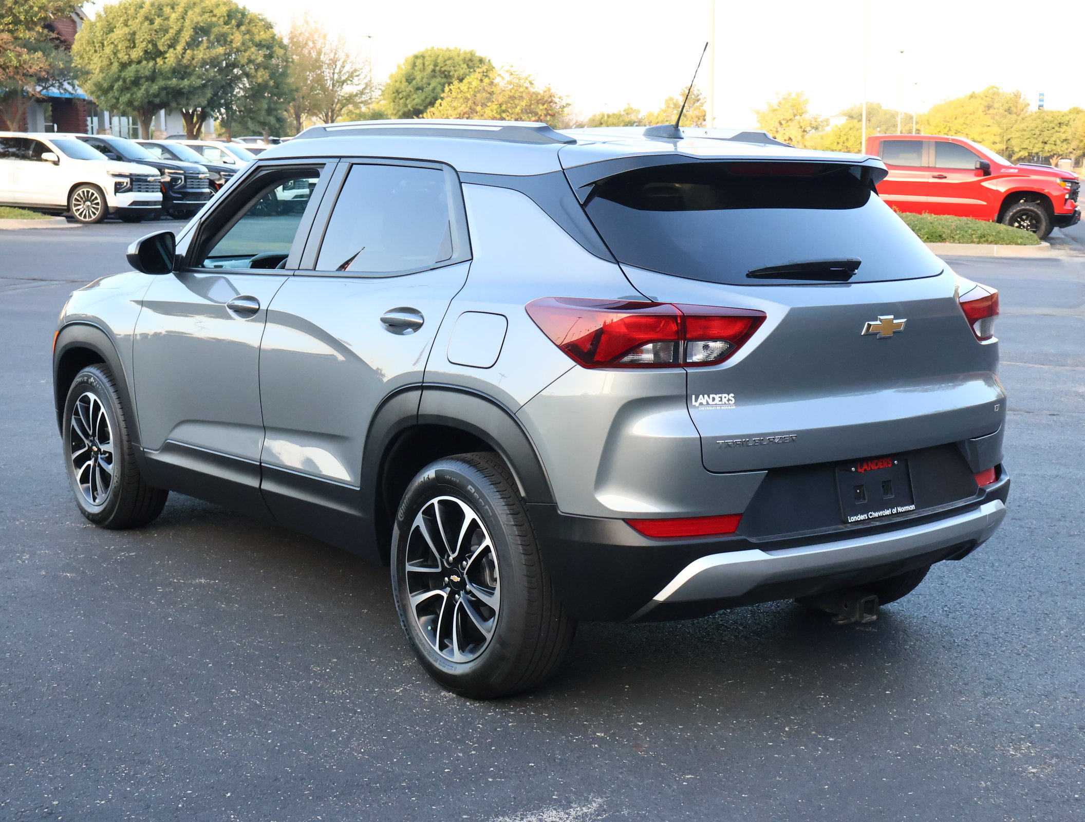 Used 2024 Chevrolet TrailBlazer LT FWD image 5