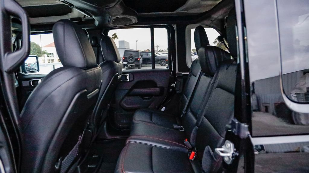 New 2025 Jeep Wrangler Unlimited Rubicon image 20