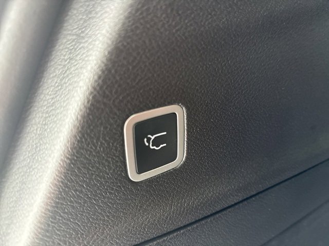 New 2026 Chrysler Pacifica Limited w/ S Appearance Package image 19