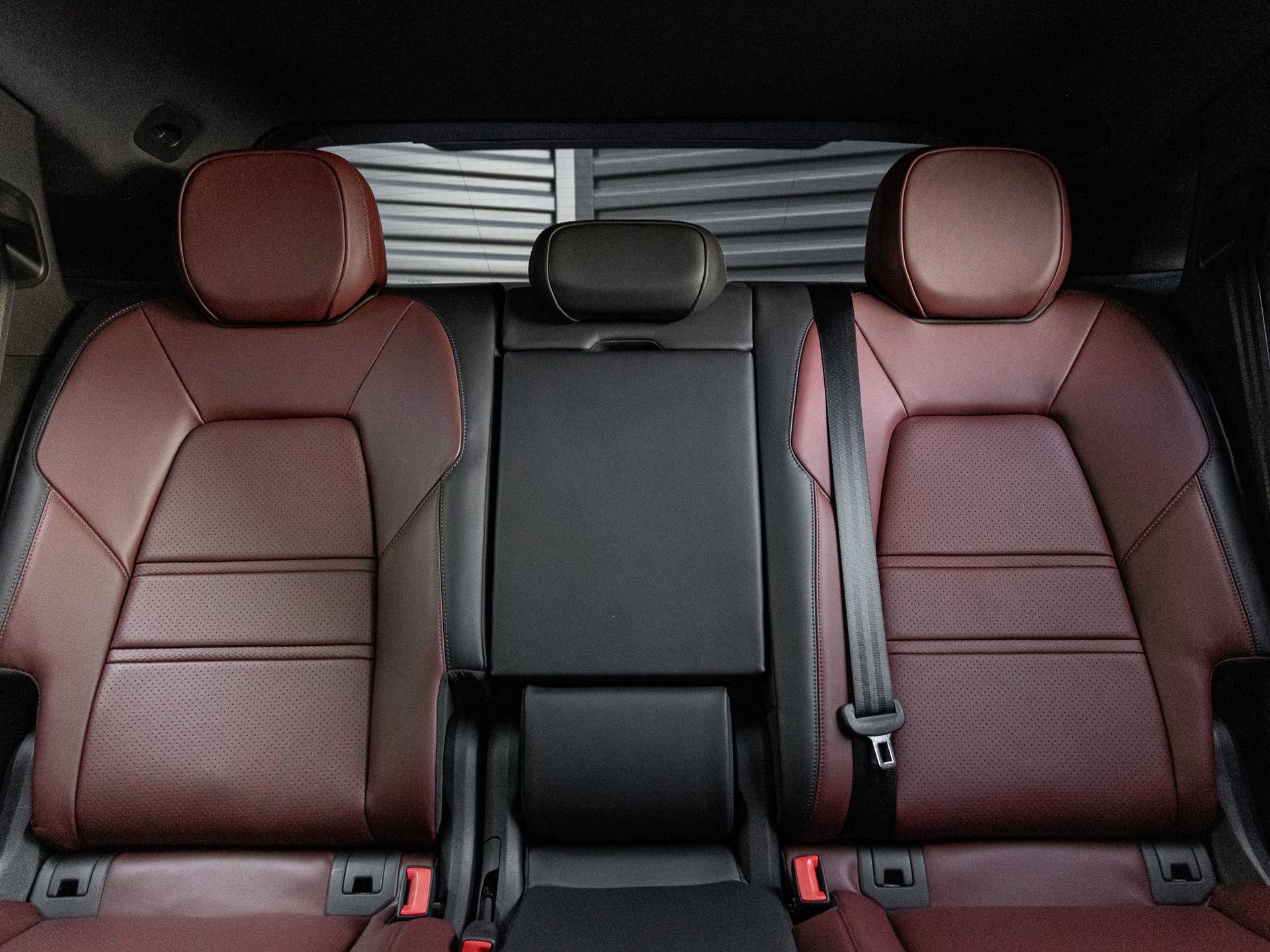 New 2026 Porsche Cayenne Coupe image 27