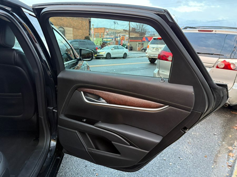 Used 2019 Cadillac XTS Luxury image 23