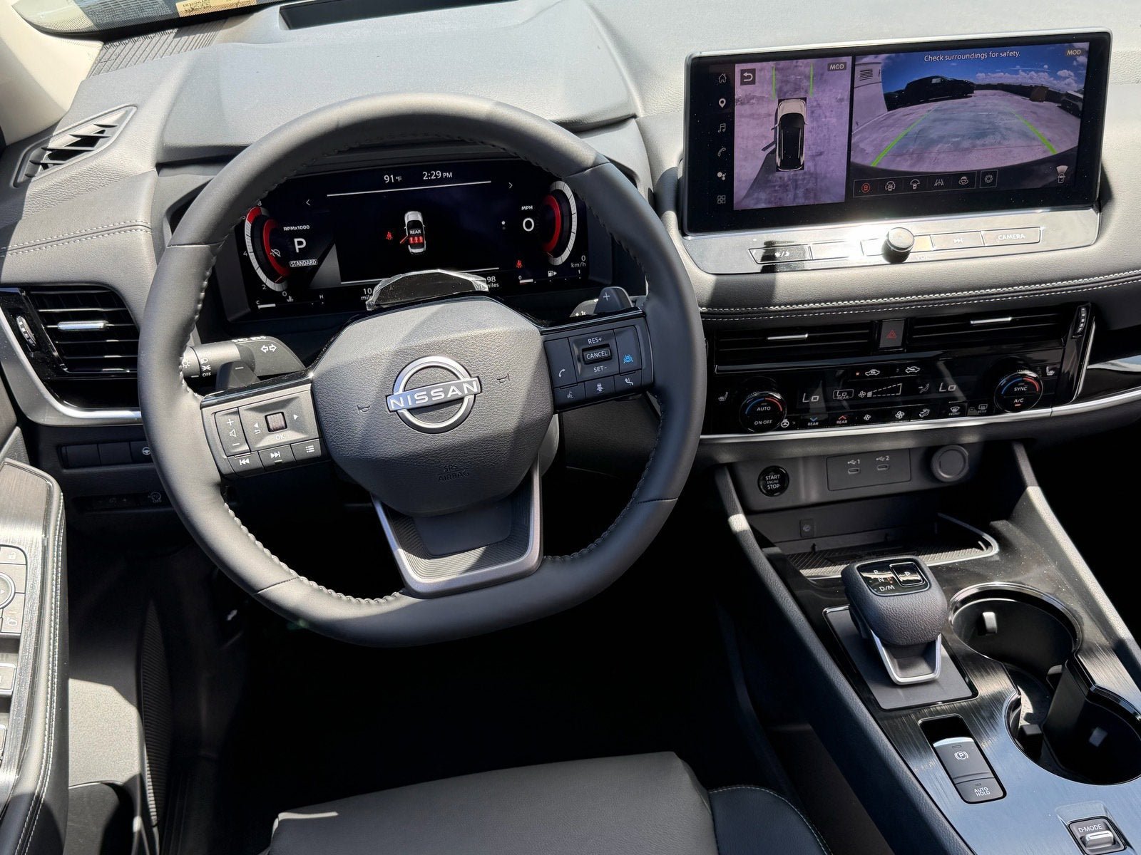 New 2025 Nissan Rogue SL w/ Tech Package FWD image 9