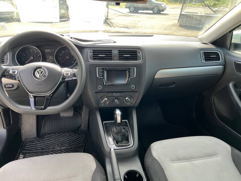 Used 2017 Volkswagen Jetta S FWD image 18
