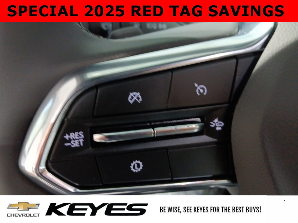 New 2025 Chevrolet Suburban Premier image 28