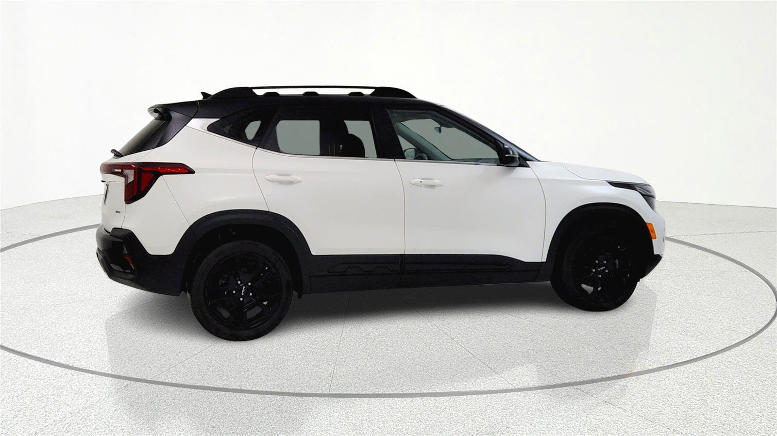 Used 2024 Kia Seltos X-Line image 33