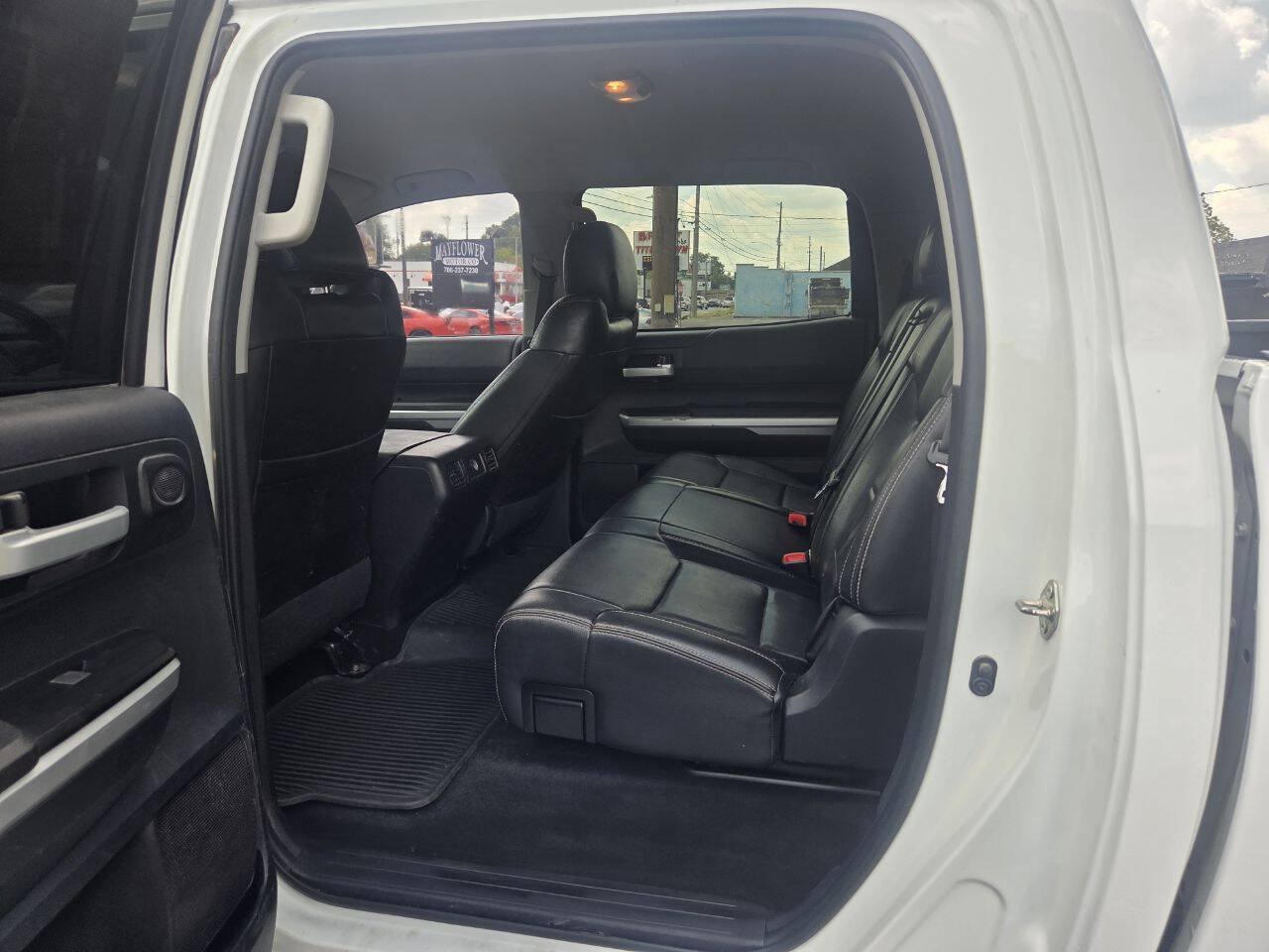 Used 2016 Toyota Tundra SR5 w/ SR5 Upgrade Package AWD/4WD image 17