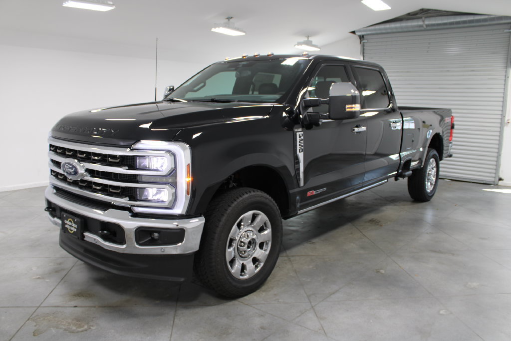 New 2026 Ford F250 King Ranch w/ Chrome Package AWD/4WD image 3
