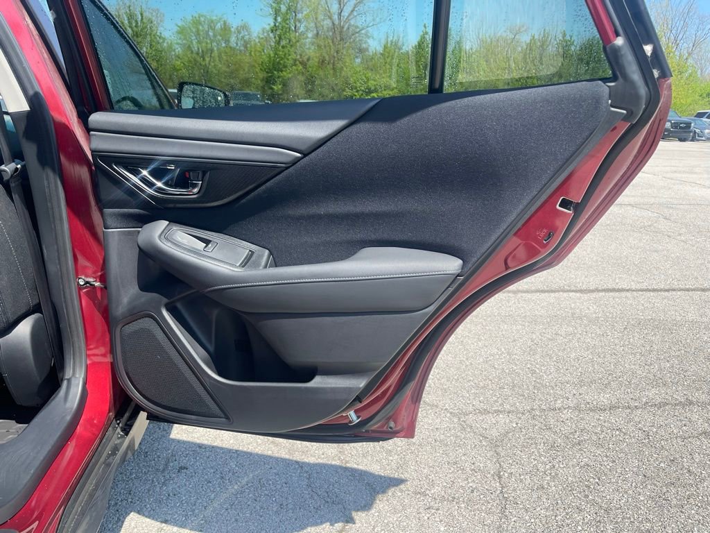 Used 2020 Subaru Outback Premium w/ Popular Package #1 AWD/4WD image 18