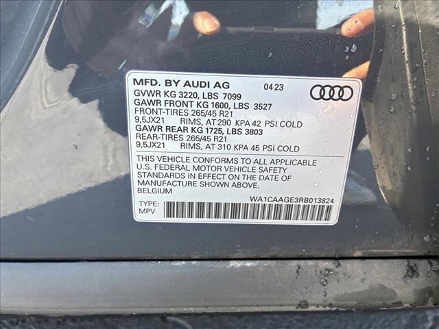 Used 2024 Audi Q8 e-tron Premium Plus w/ Premium Plus Package AWD/4WD image 15