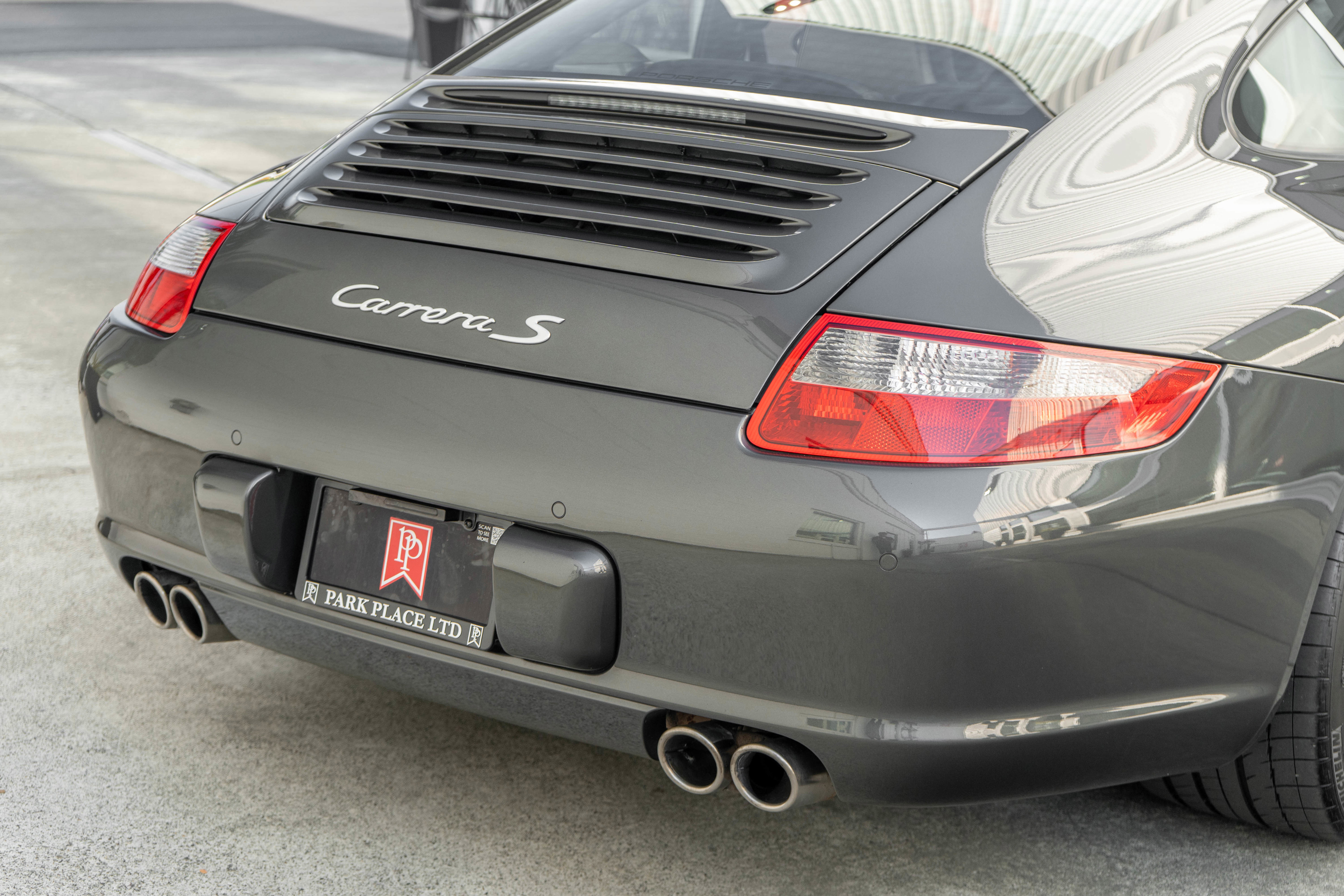 Used 2006 Porsche 911 Carrera S RWD image 6