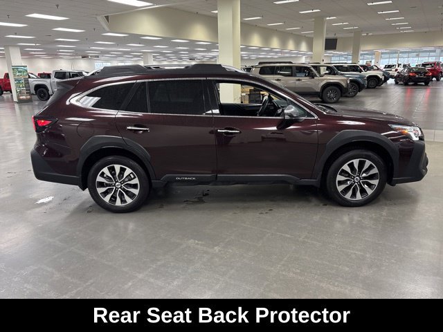 Used 2024 Subaru Outback Touring XT w/ Popular Package #2 AWD/4WD image 8