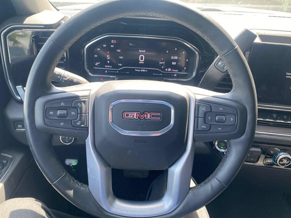 Used 2025 GMC Sierra 2500 SLT AWD/4WD image 5