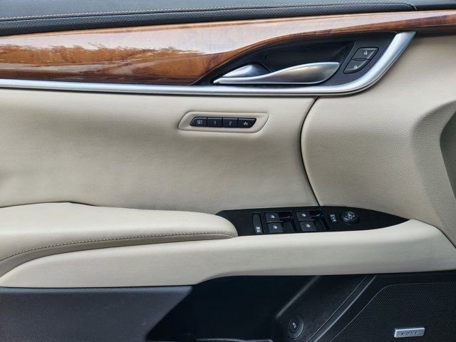 Used 2018 Cadillac XTS Luxury image 24