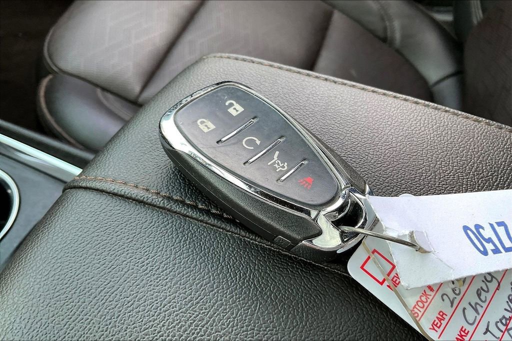 Used 2023 Chevrolet Traverse High Country image 10