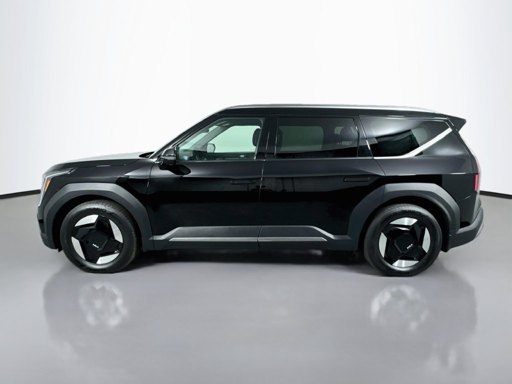 Used 2024 Kia EV9 Wind AWD/4WD image 10