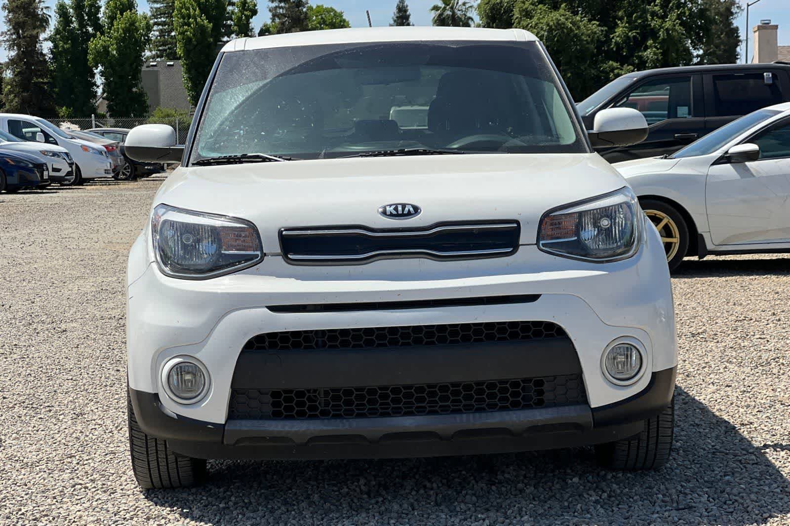Used 2019 Kia Soul + FWD image 11