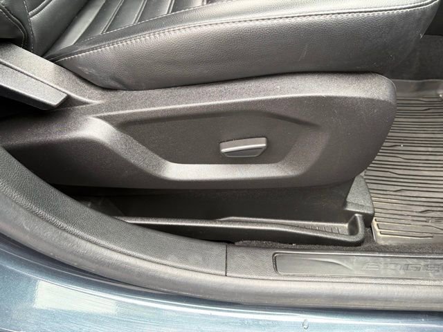 Used 2022 Ford Edge SEL w/ Convenience Package image 39