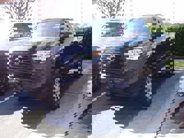 Used 2023 Toyota Tacoma SR image 1