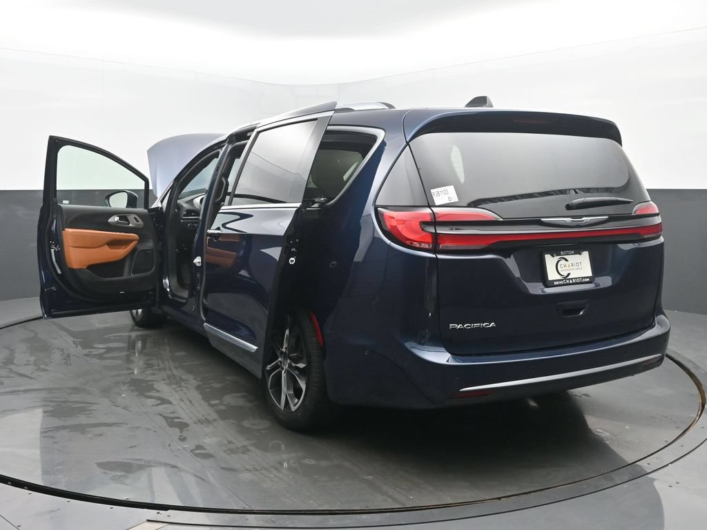 Used 2024 Chrysler Pacifica Pinnacle FWD image 54